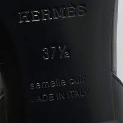 مملوكة مسبقًا صندل هيرميس نايْت فتحة كعب جلد أسود مقاس 37.5
