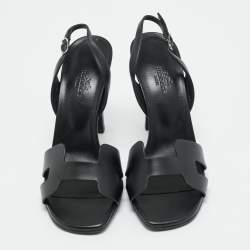 مملوكة مسبقًا صندل هيرميس نايْت فتحة كعب جلد أسود مقاس 37.5