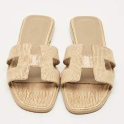 Pre Owned صندل فلات هيرمس أوران جلد أبيض مقاس 38