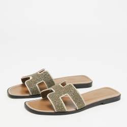 مملوكة مسبقًا صندل فلات هيرمس أوران غليتر وسويدي �بيج مقاس 39