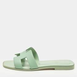 مملوكة مسبقًا Hermes Oran Size 39 Green Leather Flat Slide