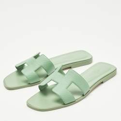 مملوكة مسبقًا Hermes Oran Size 39 Green Leather Flat Slide