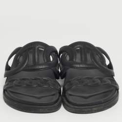 مملوكة مسبقًا Hermes Extra Size 36 Black Leather Flat Sandals