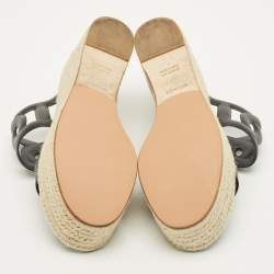 مملوكة مسبقًا Hermes Ithea Size 40 Black Leather Wedge Sandals