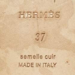 مملوكة مسبقًا Hermes Amore Size 37 Two Tone Leather Flat Slides