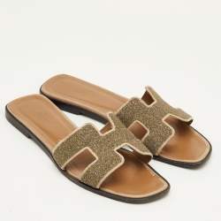 Pre Owned Hermes Oran Size 39 Grey Glitter and Suede Flat Slide Sandals