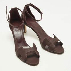 مملوكة مسبقًا Hermes Premiere Size 37.5 Burgundy Leather Ankle Strap Sandals