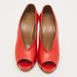 مملوكة مسبقًا حذاء هيرميس جيجي جلد كريمي/بني مقاس 36.5