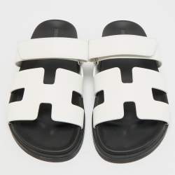مملوكة مسبقًا Hermes Chypre Size 39 White Leather Flat Sandals