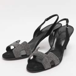 مملوكة مسبقًا Hermès Night Size 38 Black/Silver Glitter and Suede Slingback Sandals