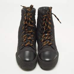 مملوكة مسبقًا Hermes Fresh Size 38 Black Leather and Nylon Combat Boots