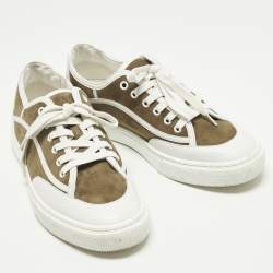 مملوكة مسبقًا حذاء رياضي هيرمس جلد وزغب أبيض وأخضر برباط مقاس 40