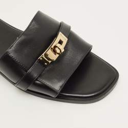 مملوكة مسبقًا Hermes Giulia Size 37 Black Leather Flat Slide
