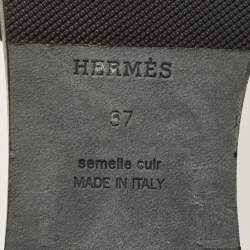 مملوكة مسبقًا Hermes Giulia Size 37 Black Leather Flat Slide