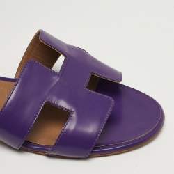 مملوكة مسبقًا Hermès Oasis Size 41 Purple Leather Slide Sandals