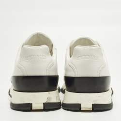 مملوكة مسبقًا حذاء رياضي هيرمس ترايل جلد أبيض منخفض من أعلى مقاس 39