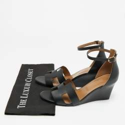 مملوكة مسبقًا Hermès Legend Size 39.5 Black Leather Ankle Strap Wedge Sandals