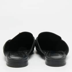 مملوكة مسبقًا صندل مولز هيرمس أوه زد مطللي بلاديوم جلد أسود مقاس 38