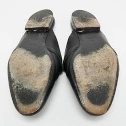 مملوكة مسبقًا صندل مولز هيرمس أوه زد مطللي بلاديوم جلد أسود مقاس 38