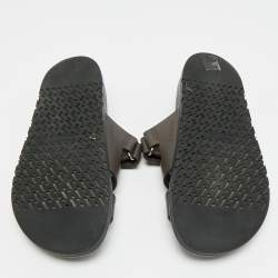 Pre Owned صندل هيرمس سويبري سويدي أزرق كحلي مقاس 38.5