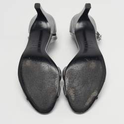 مملوكة مسبقًا صندل بكعب كاحل جلد فضي هيرميس برميير مقاس 39.5