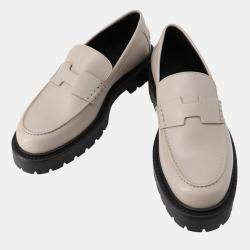 مملوكة مسبقًا Hermes Clement Mocassins Beige Galet Calf Leather Size 38 1/2