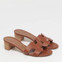 Pre Owned صندل سلايد هيرمس أواسيس جلد بني مقاس 36.5