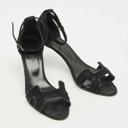 مملوكة مسبقًا صندل هيرمس بريميير أسود سويدي مرصع بالكريستال بمشبك للكاحل مقاس 38.5