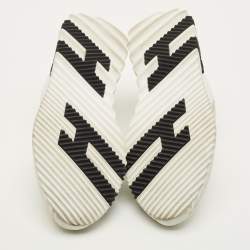 مملوكة مسبقًا حذاء رياضي هيرمس بونسنج قماش محبوك وشمواه أبيض/رمادي فاتح مقاس 40.5