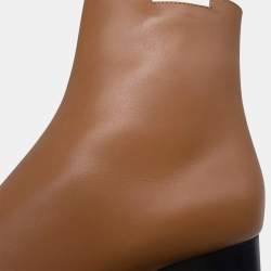 Pre Owned حذاء بوت قصير بسحاب جانبي هيرمس ديمارش جلد بني مقاس 38