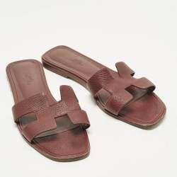 Pre Owned Hermes Oran Size 41 Burgundy Leather Flat Slides