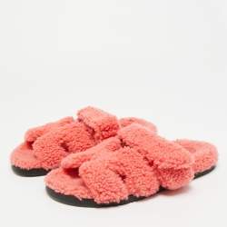 Pre Owned Hermes Chypre Size 39.5 Red Shearling Fur Flat Sandals