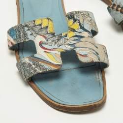 Pre Owned Hermes Oran Size 38.5 Multicolor Print Canvas Flat Slip