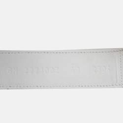 مملوكة مسبقًا صندل هيرمس شيبر جلد أبيض مسطح مقاس 41.5