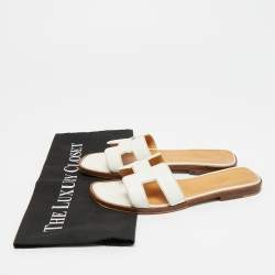 Pre Owned Hermès Oran Size 36 White Leather Flat Slides