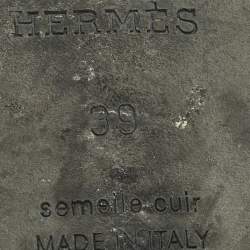 Pre Owned Hermes Oran Size 39 Silver Leather Flat Slides 