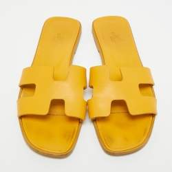 Pre Owned Hermès Oran Size 39 Yellow Suede Flat Slide