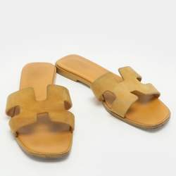مملوكة مسبقًا صندل مسطح سويدي أصفر هيرمس أوران مقاس 39
