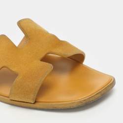 مملوكة مسبقًا صندل مسطح سويدي أصفر هيرمس أوران مقاس 39