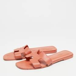 مملوكة مسبقًا صندل سلايد هيرمس أوران جلد أسود مسطح مقاس 37