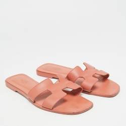 مملوكة مسبقًا صندل سلايد هيرمس أوران جلد أسود مسطح مقاس 37