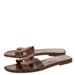 Pre Owned Hermes Brown Leather Oran Flat Sandals Size 42