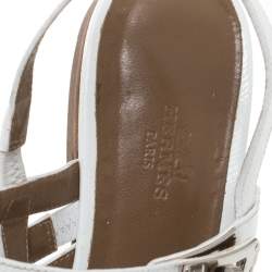 مملوكة مسبقًا Hermes White Leather Marine Strappy Flat Sandals Size 38.5
