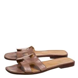 Pre Owned Hermes Beige Leather Oran Flat Slides Size 41