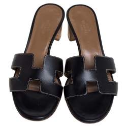 Pre Owned Hermès Black Leather Oran Sandals Size 35.5