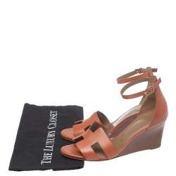 Pre Owned صندل هيرمس بريمير جلد بني كعب روكي مقاس 37.5