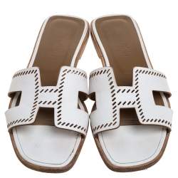 Pre Owned Hermes White Leather Oran Flat Slides Size 39