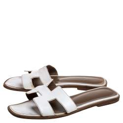 Pre Owned Hermes White Leather Oran Sandals Size 37.5