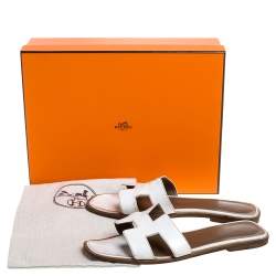 Pre Owned Hermes White Leather Oran Sandals Size 37.5