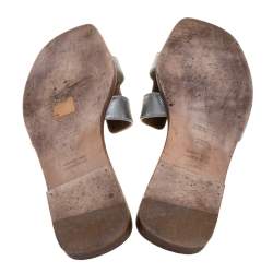 Pre Owned Hermes Silver Textured Leather Oran Flats Size 38.5